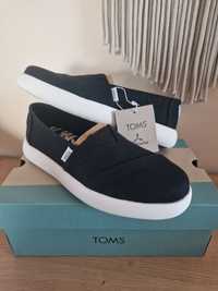 Nowe slippersy TOMS