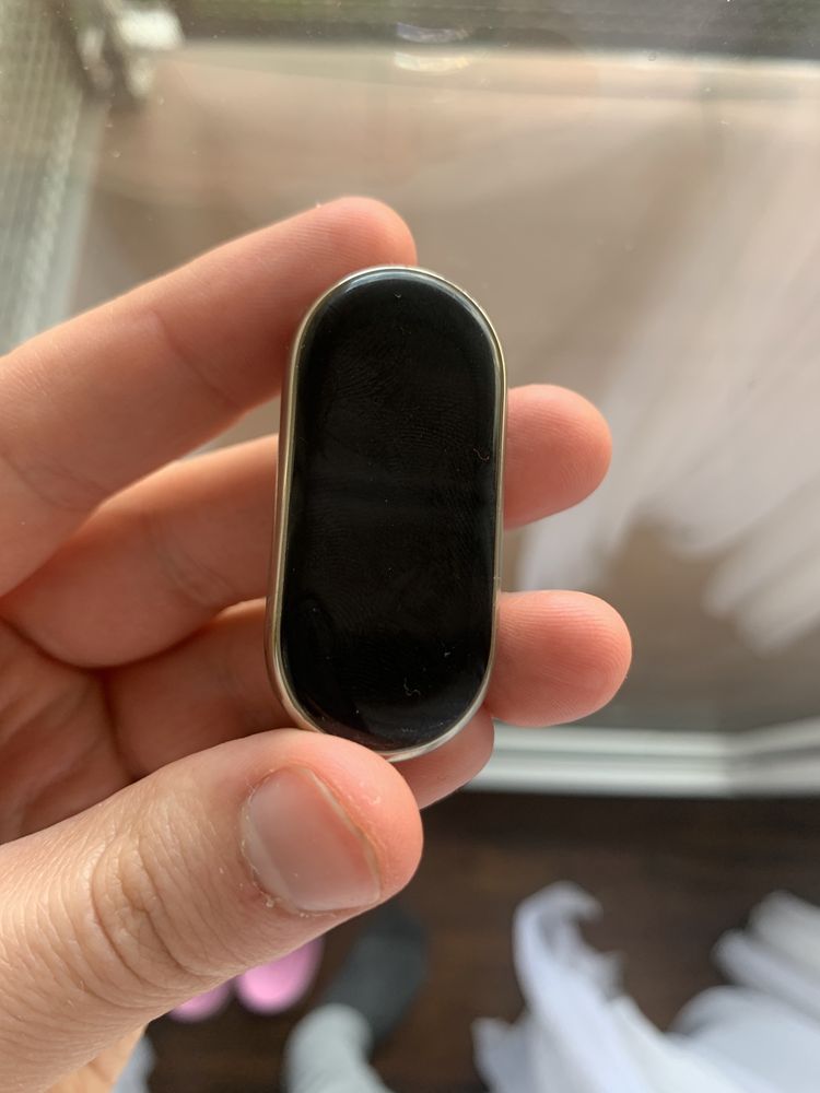 Xiaomi Smart Band 8 (problemy z ekranem)
