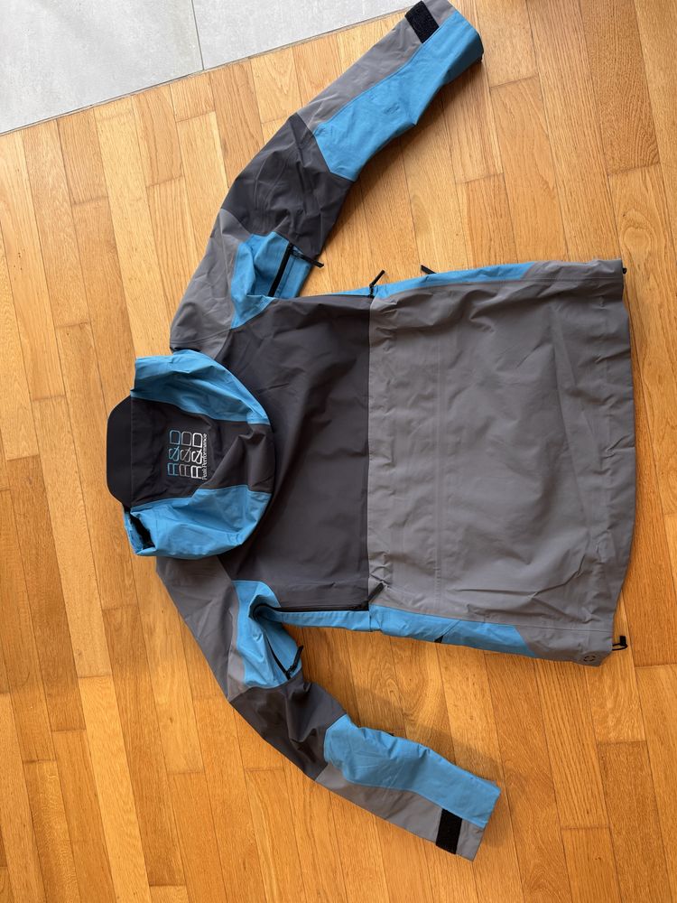 Komplet na narty Peak performance Gore-tex w Shielder R&D M-L