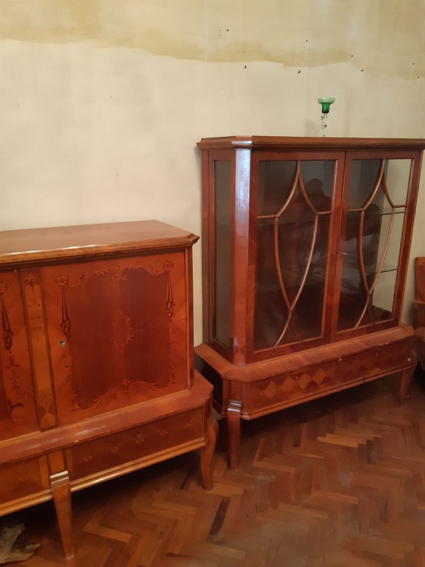 Сервант и горка 20век