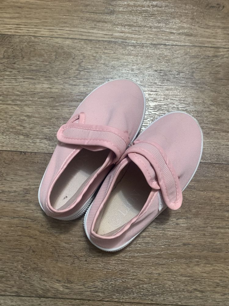 Взуття дитяче / обувь детская 23,24,25 размер