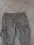 firmowe spodnie męskie z kieszeniami-H&M-rozmiar-M-180/88A