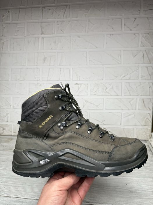 Крутые мужские ботинки lowa renegade gtx gore-tex ( описание )