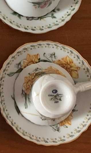 Chávenas miniaturas porcelana Porart porcelanas com fio de ouro