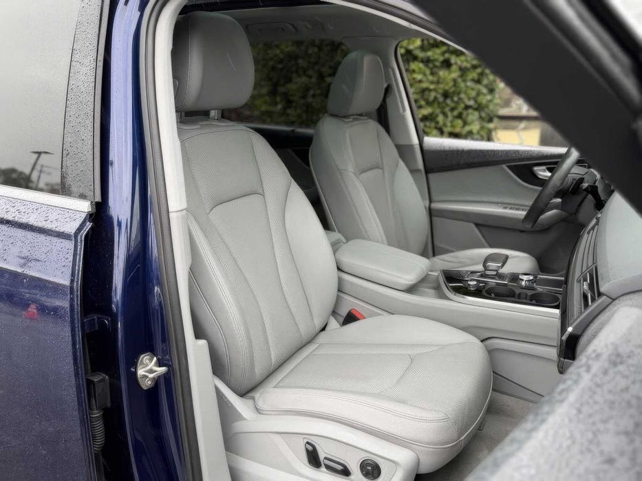 Audi Q7 quattro Premium Plus      2019