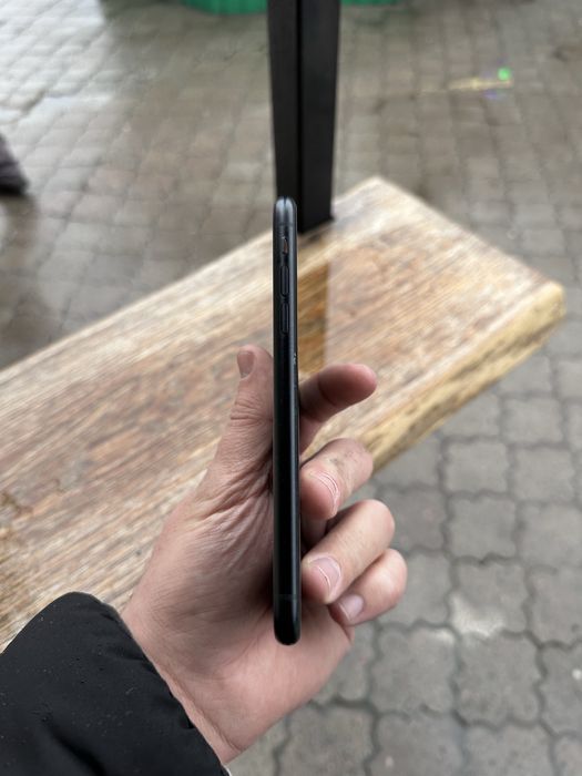 Apple iPhone XR 64GB Black