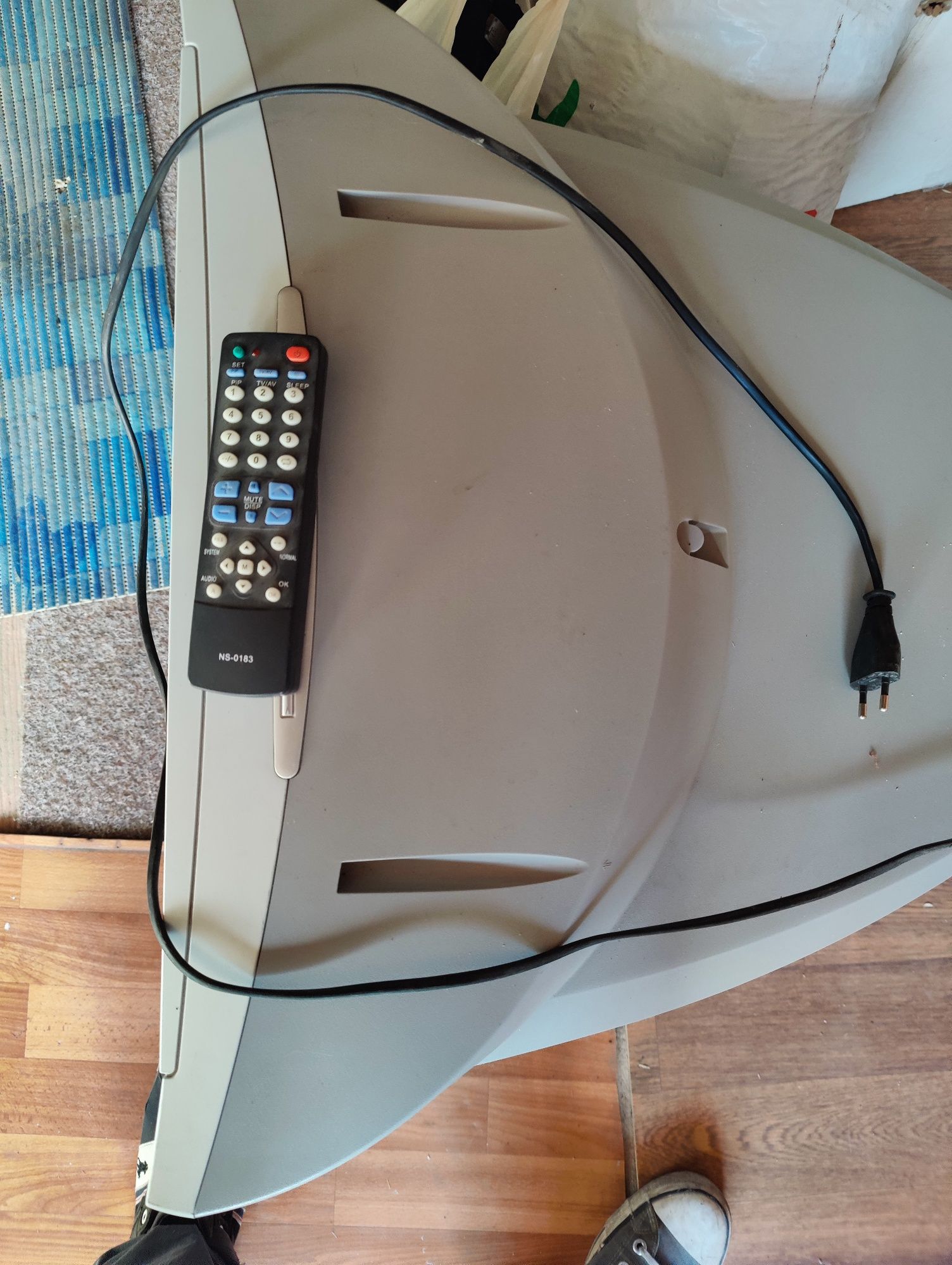 Sony Trinitron kv-21fq10k телевізор