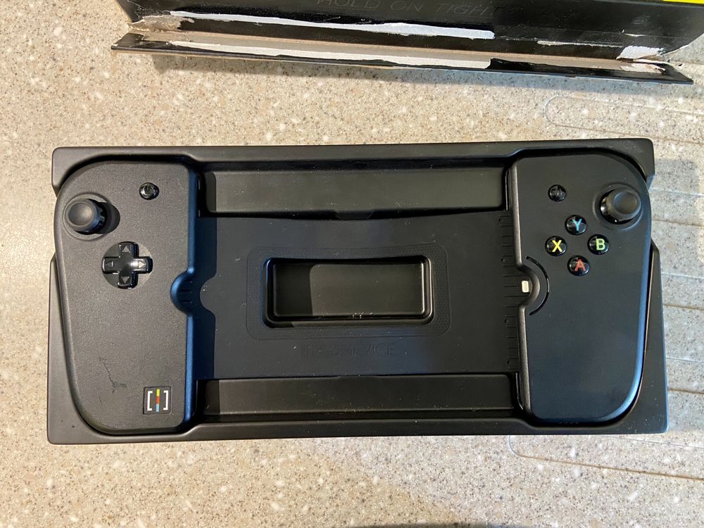 GameVice kontroler Game Pad GV141 do iPad Mini