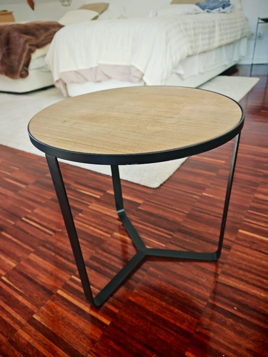 Mesa de apoio madeira e ferro