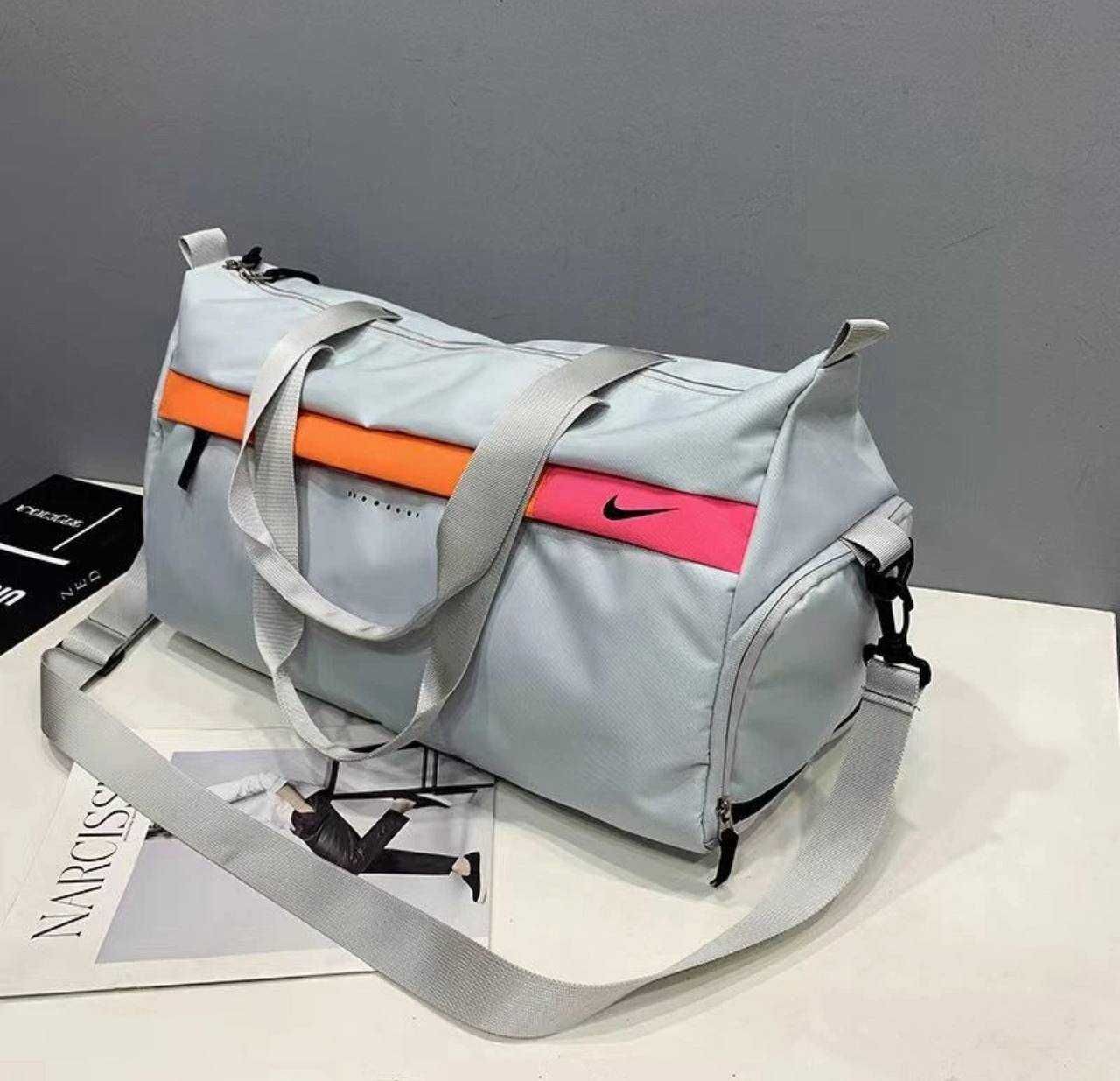 сумка Nike спортивна, чорна, біла