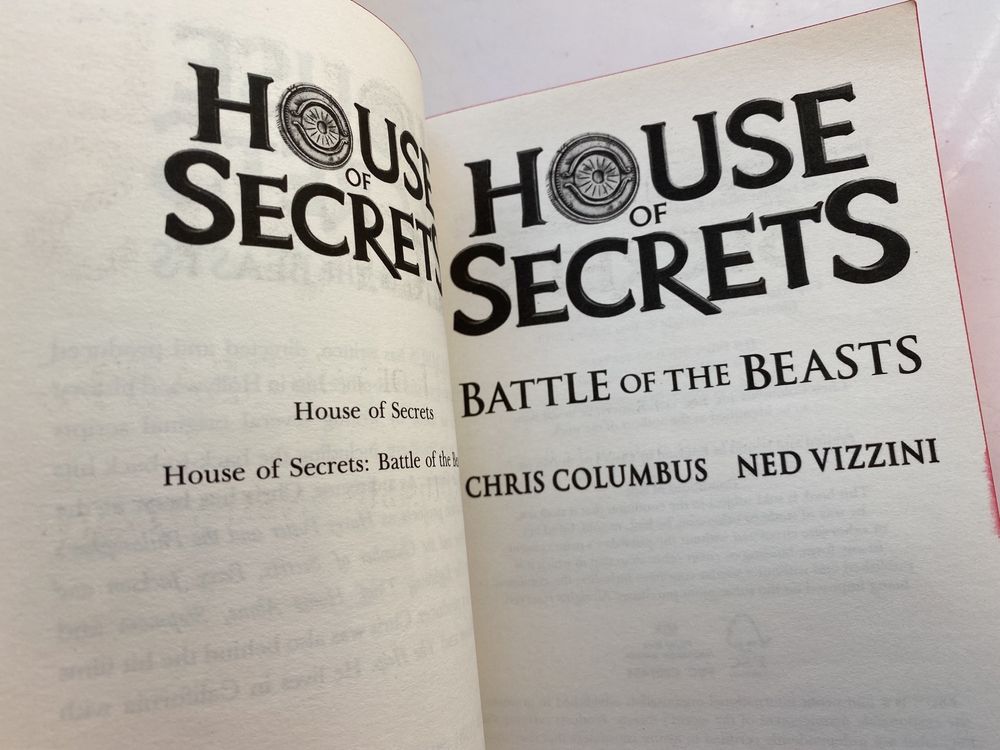 Книга “House of Secrets: Battle of the Beasts” Vizzini, Columbus