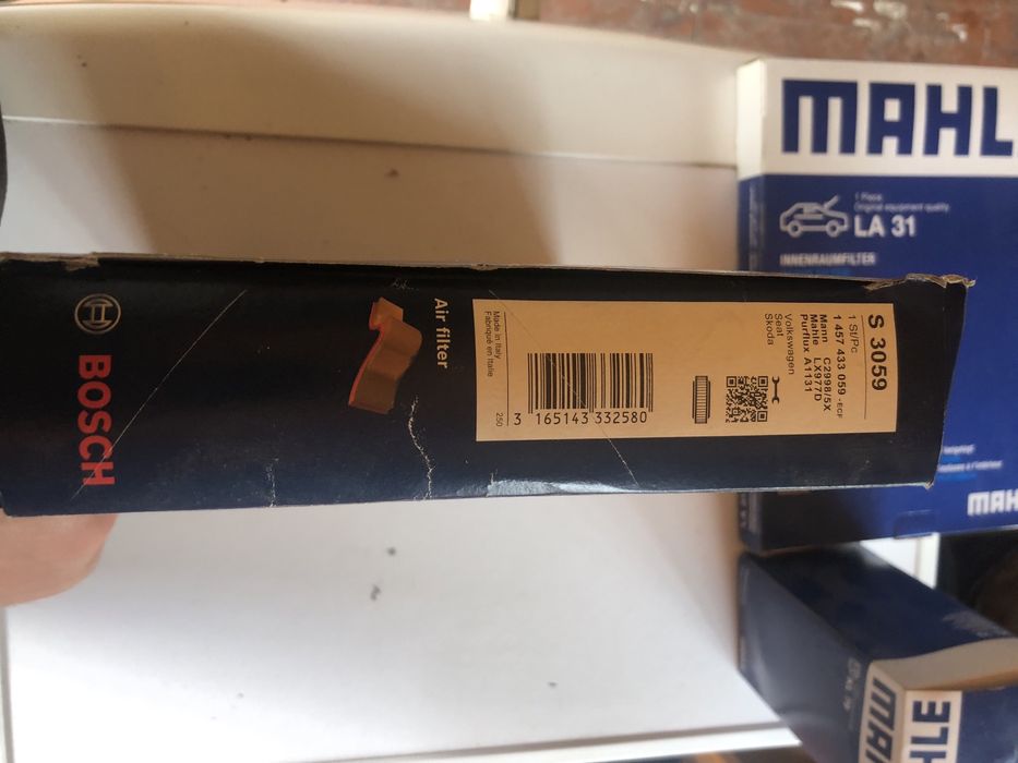 Повітряний фільтр до авто