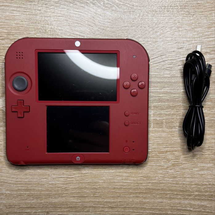 Портативная игровая приставка консоль Nintendo 2DS Red 32gb