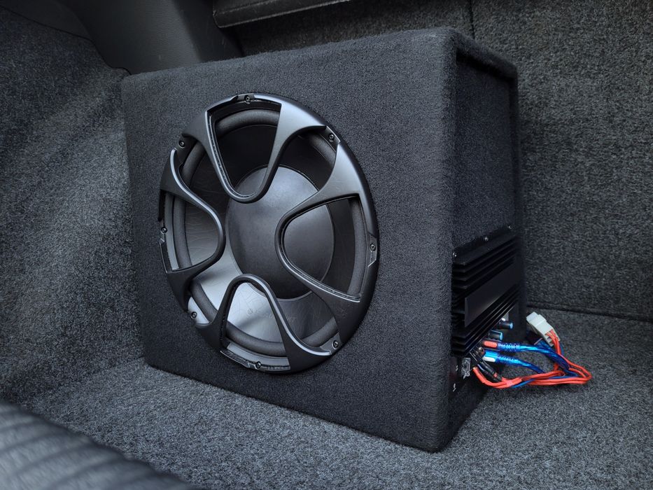 Subwoofer Aktywny ze Wzmacniaczem BLAUPUNKT 12"(Tuba basowa subufer)