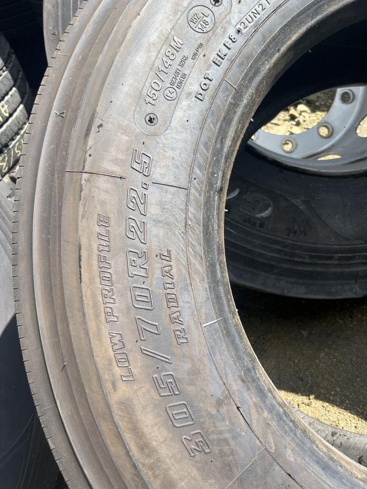 2x 305/70/22,5 Przody Bridgestone R249 cena brutto za 2szt