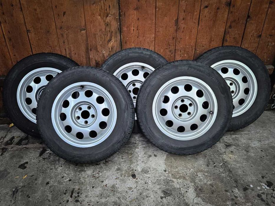 Komplet kół aluminiowych z oponami zimowymi Audi A3 8L 195/65 R15