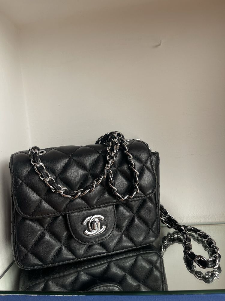 CHANEL сумочка оригінал
