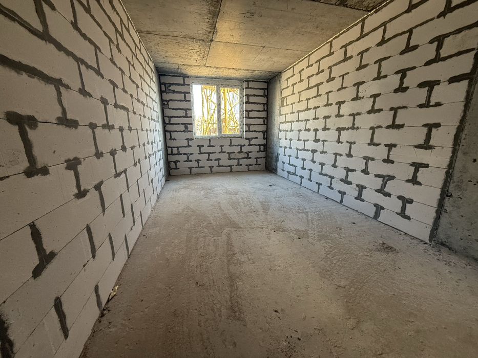 Продаж 2 кімнаної квартири 67,37 м2