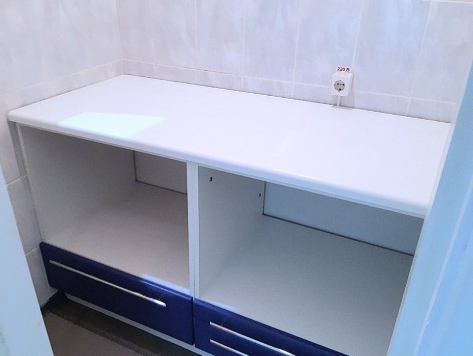 Фасад. Площа S= 60 m2. Салон.