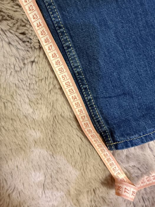 Продам нові джинси на хлопчика H&M Loos Fit