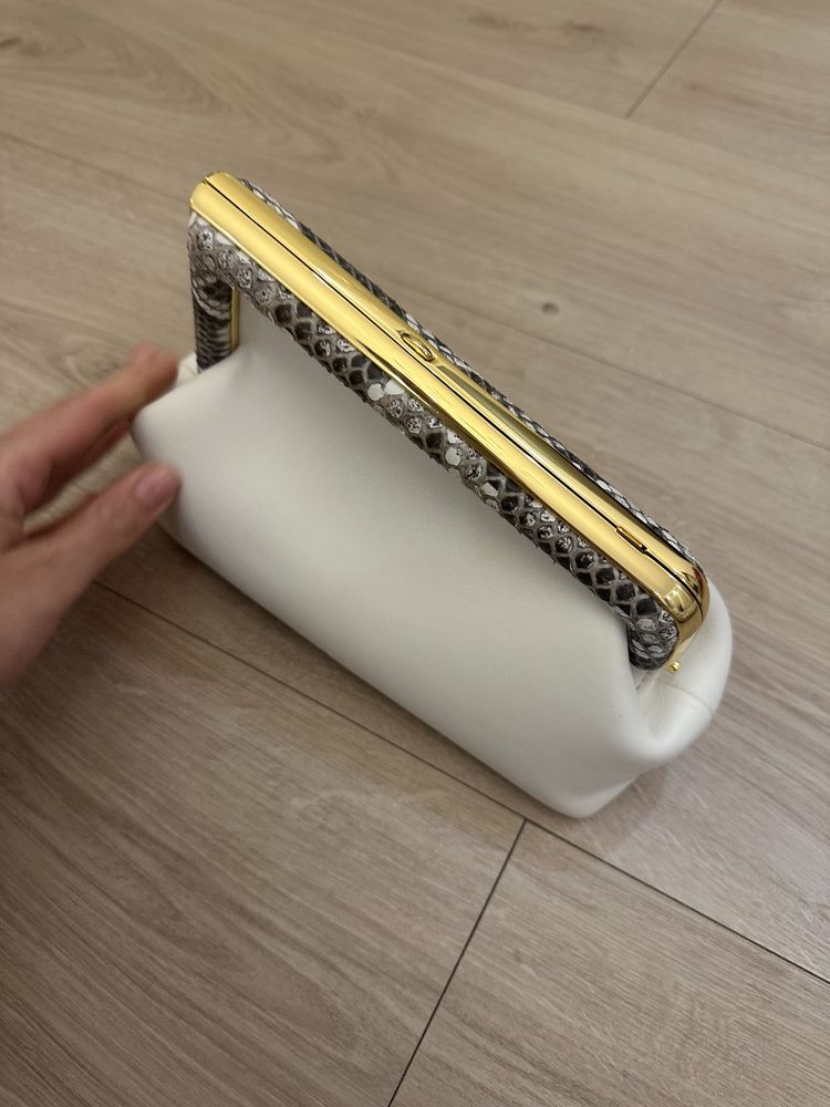 Клатч Fendi