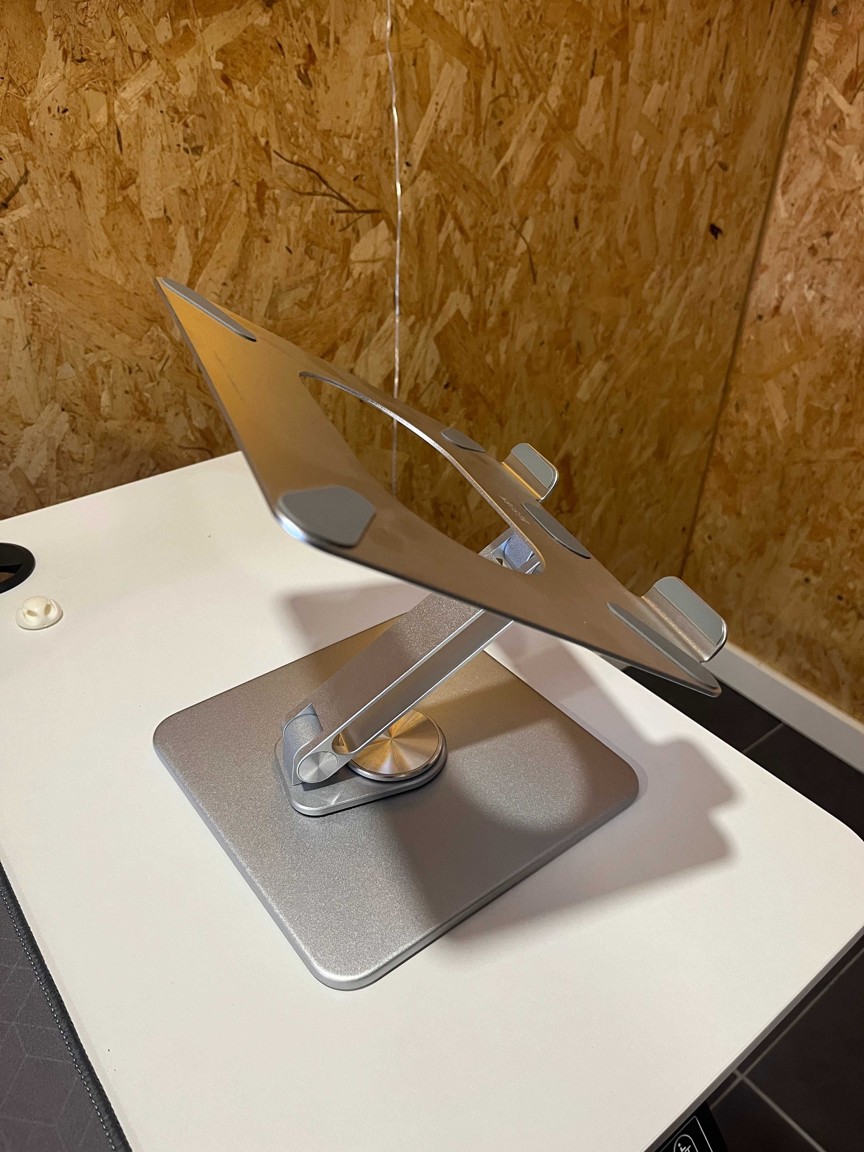 Suporte portáteis de 10 a 15,6"com base giratória de 360 graus