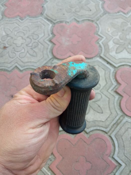 Продам підножку пасажира на мотоцикл