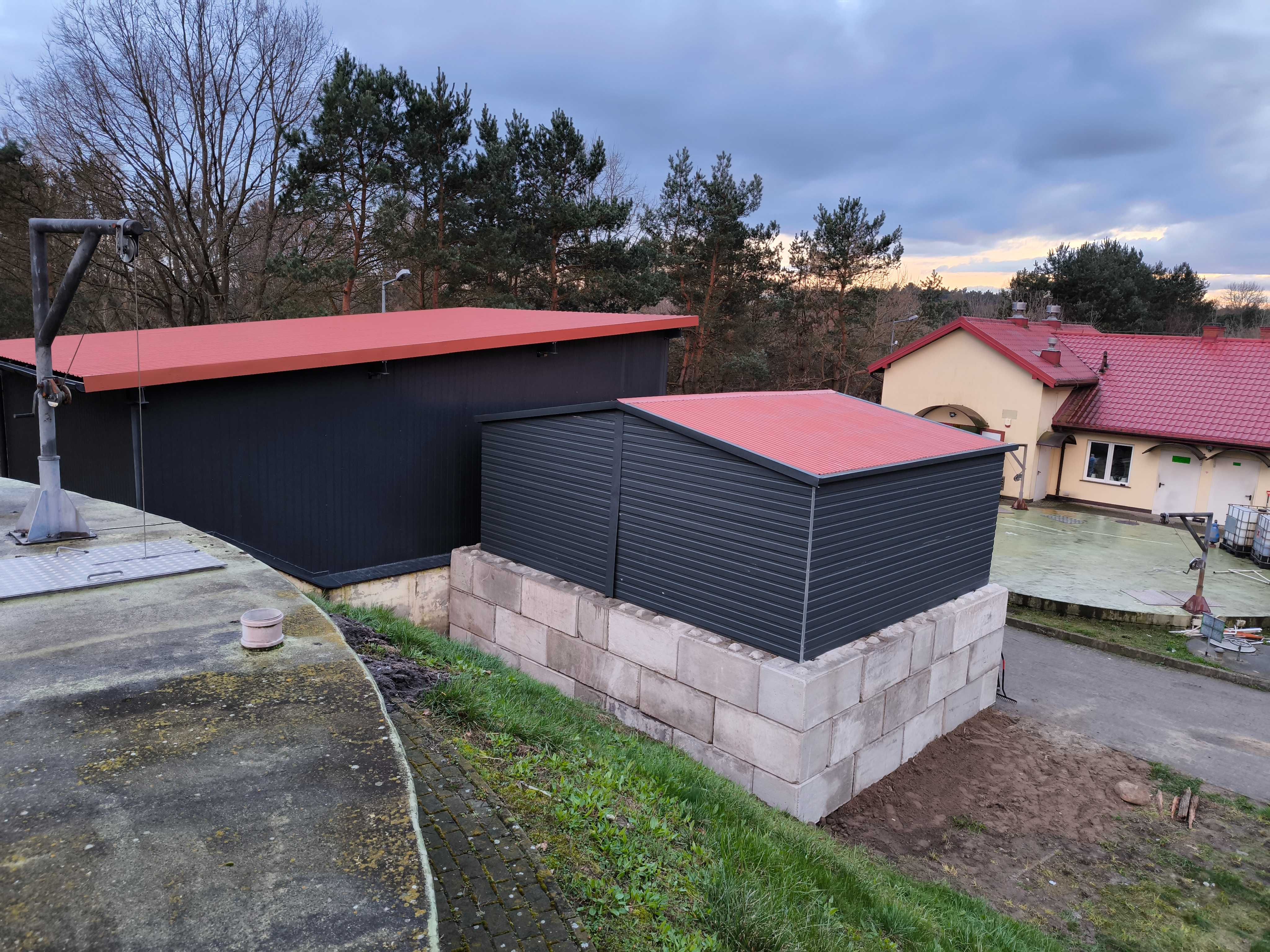 Hala magazynowa, wiata stalowa. Produkcja, montaż. Wymiar 12x20m