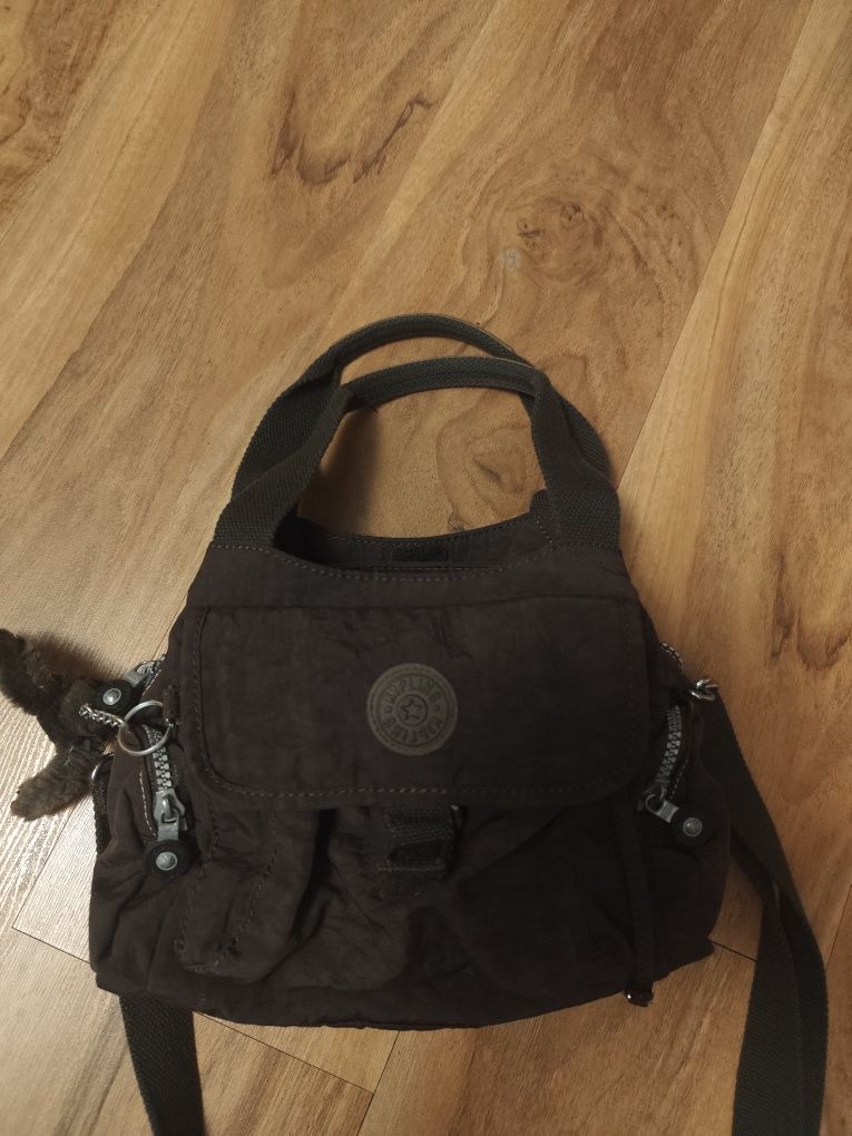 Сумка Kipling оригинал,отличное состояние