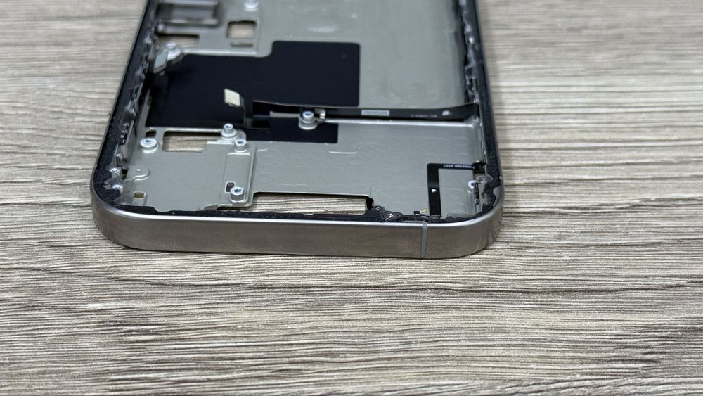 Oryginalny korpus obudowa klapka Apple iPhone 16 Pro Max wymiana