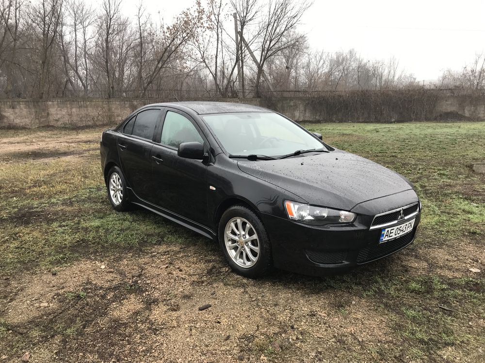 2012 Mitsubishi X Lancer SE