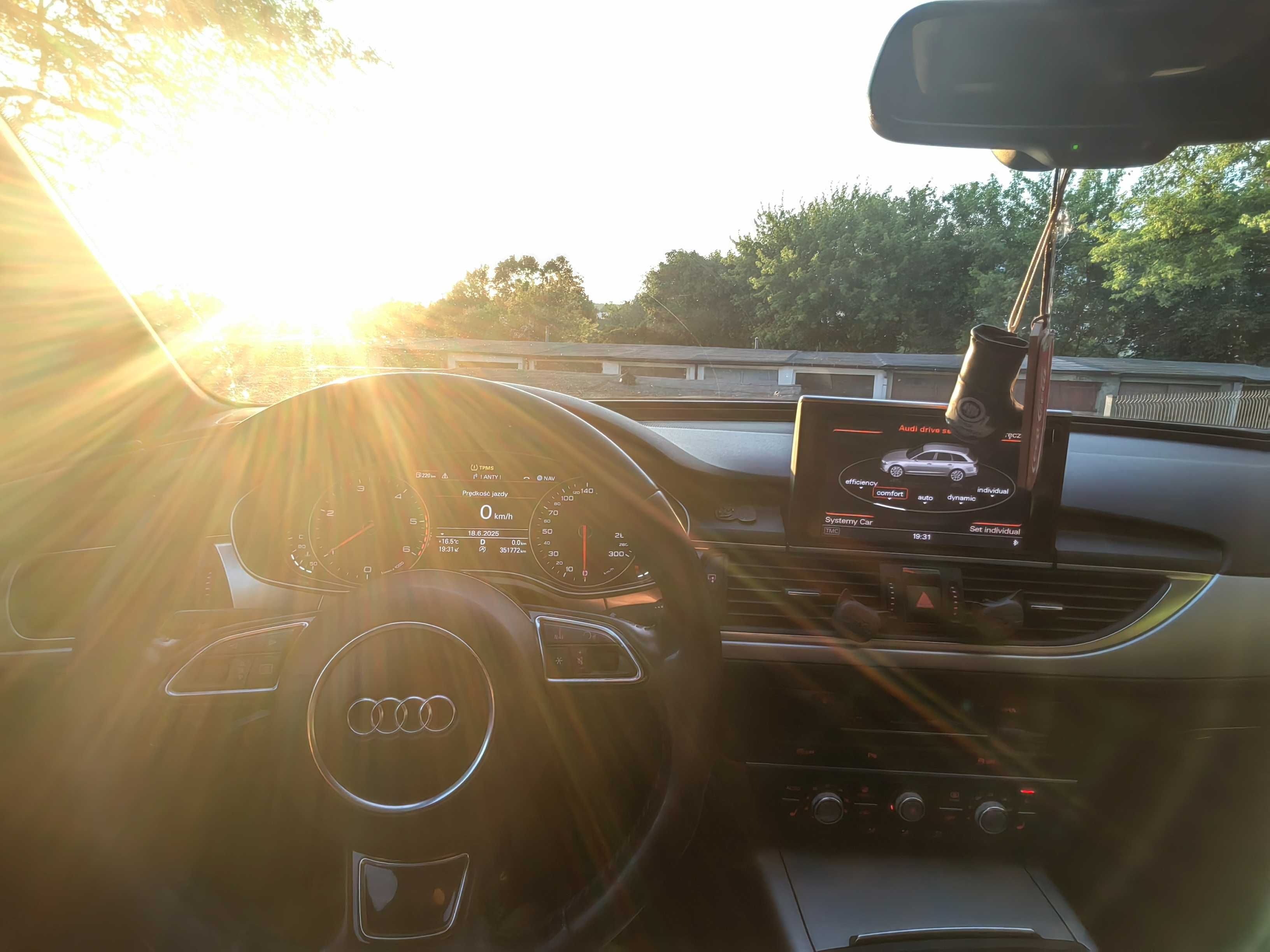 Piękne Audi a6 c7 combi. PILNE!