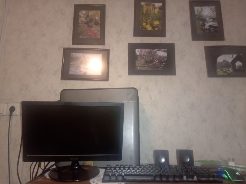 Продаю системный блок! Монитор, клавиатура, мышка, колонки в подарок