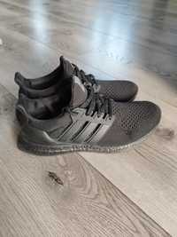R.44 czarne buty Adidas Ultra boost