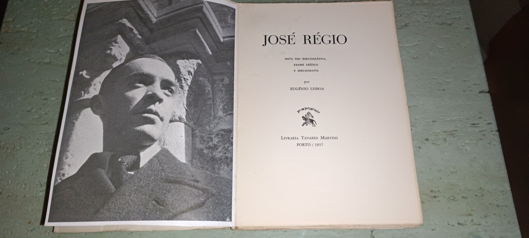 Antigo livro de 1957 Lisboa de José Régio