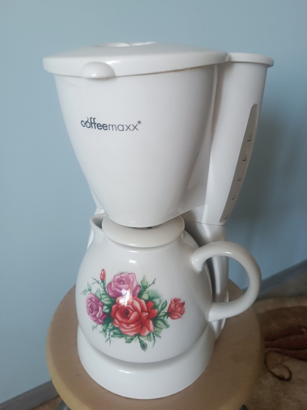 Продам кофеварку