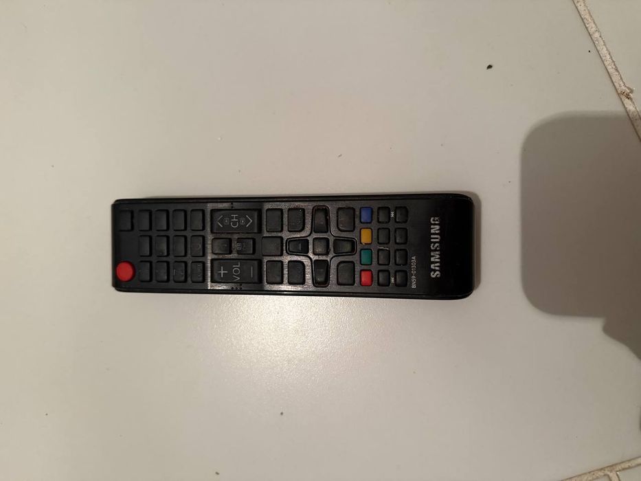 Samsung 55" 4K UHD Smart TV серії NU7100 (модель 2018 року).