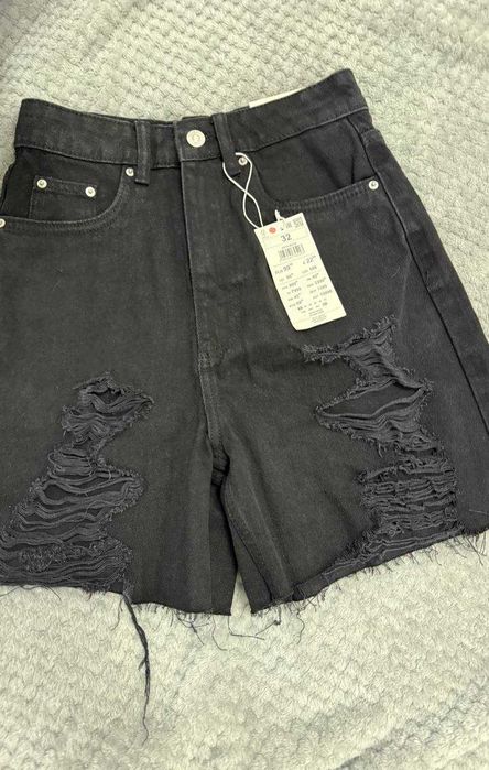 Жіночі джинсові шорти Cropp черного кольору