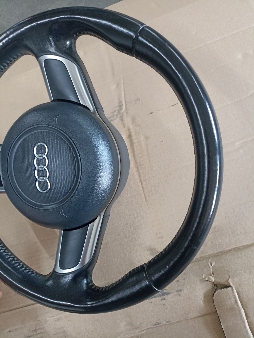 Kierownica ścięta audi tt 8j wraz z poduszka kompletna Audi rs
