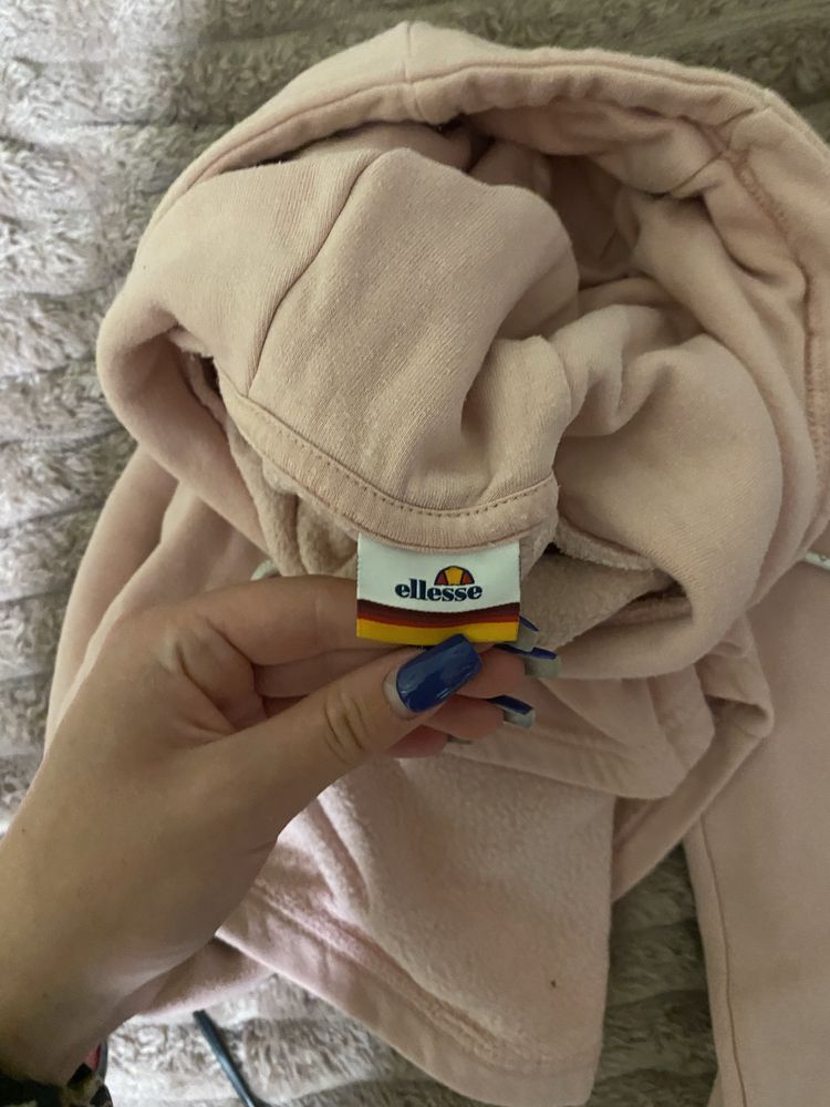 Кофта ellesse.