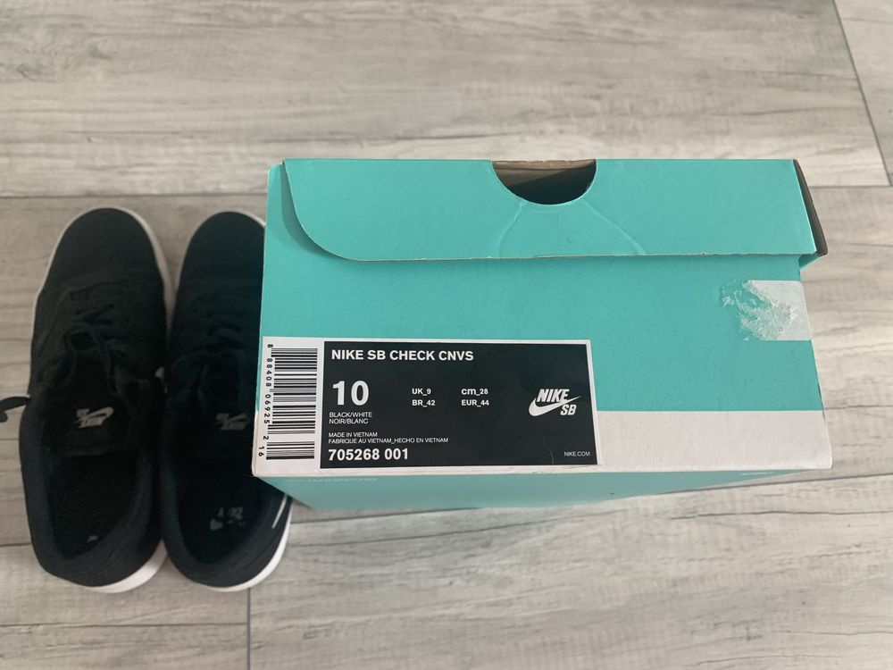 Nike SB check CNVS 44