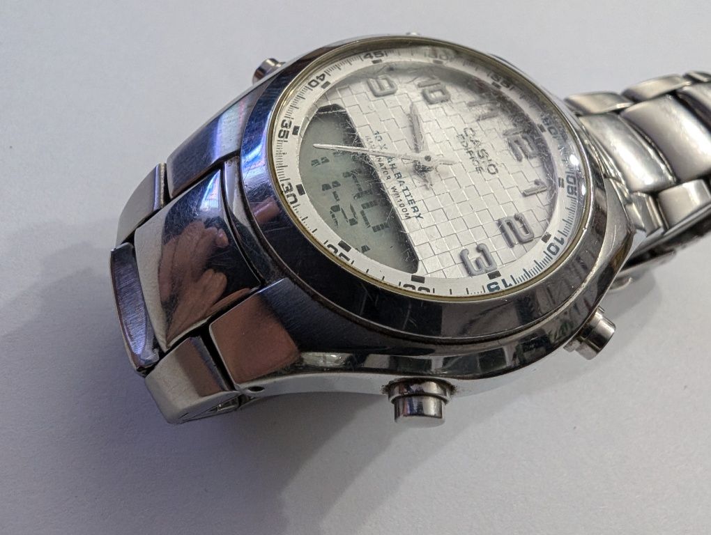 Zegarek męski Casio 2747 EFA 111