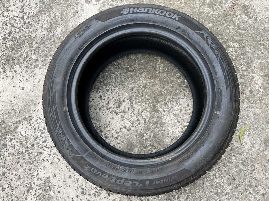 ШИНИ зимові 225/55 R17 Continental ContiWinterContact TS830P