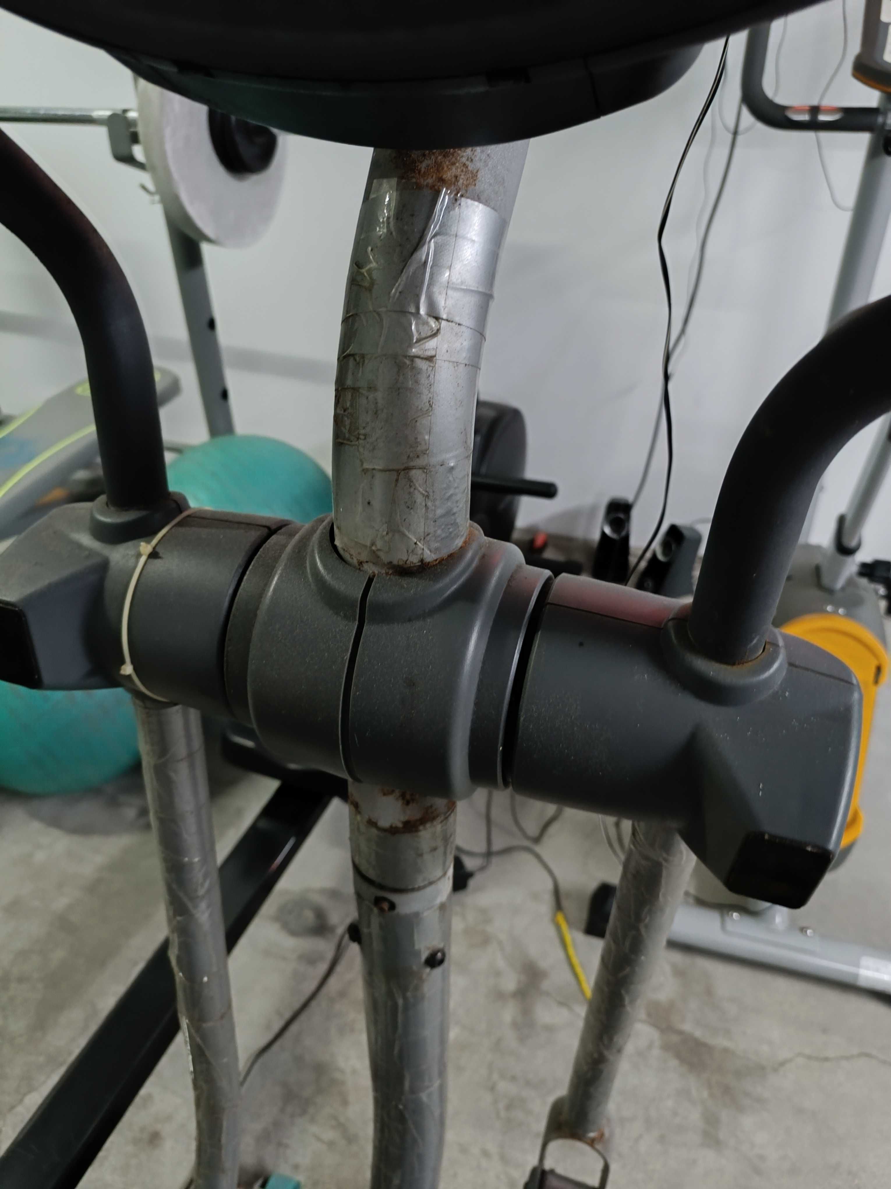 Passadeira Elíptica profissional Pro-form 895 ZLE
