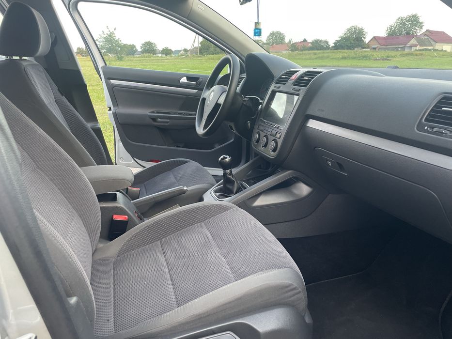 Продам свіжопригнану Volkswagen Jetta