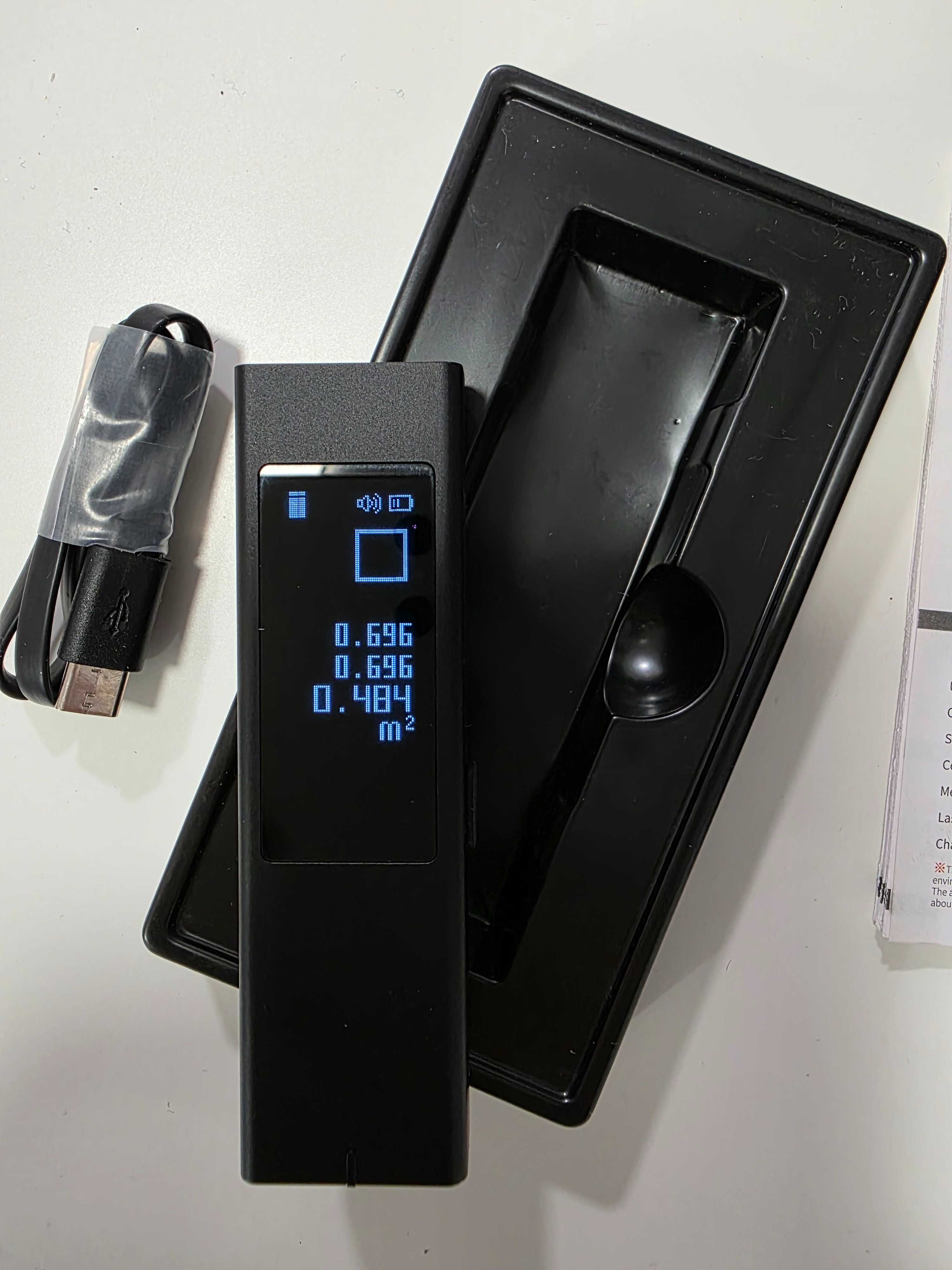 Dalmierz laserowy mały z ekranem OLED aTuMan LS5 USB-C 40m
