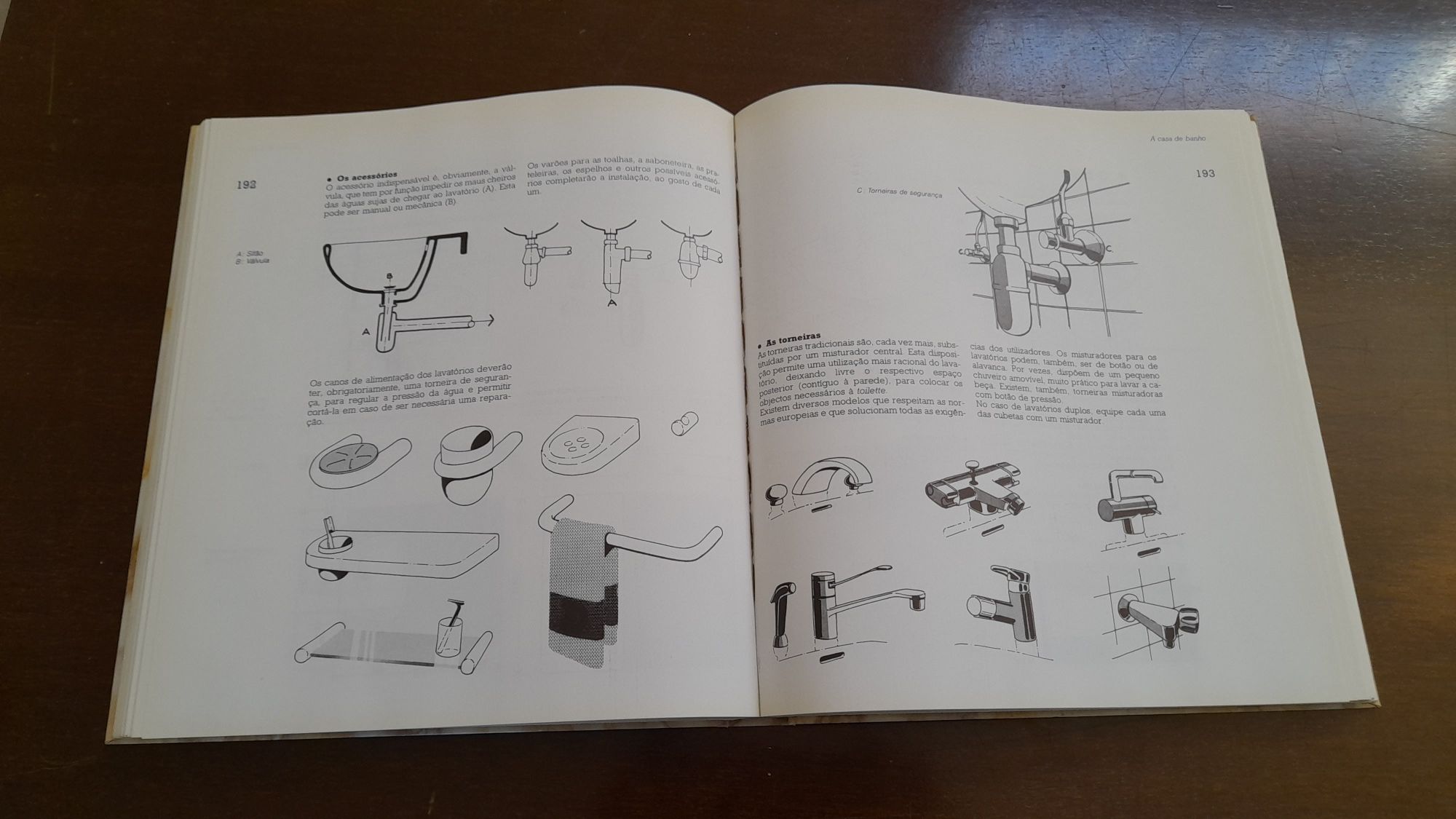 Livro clássico Decoração de Interiores