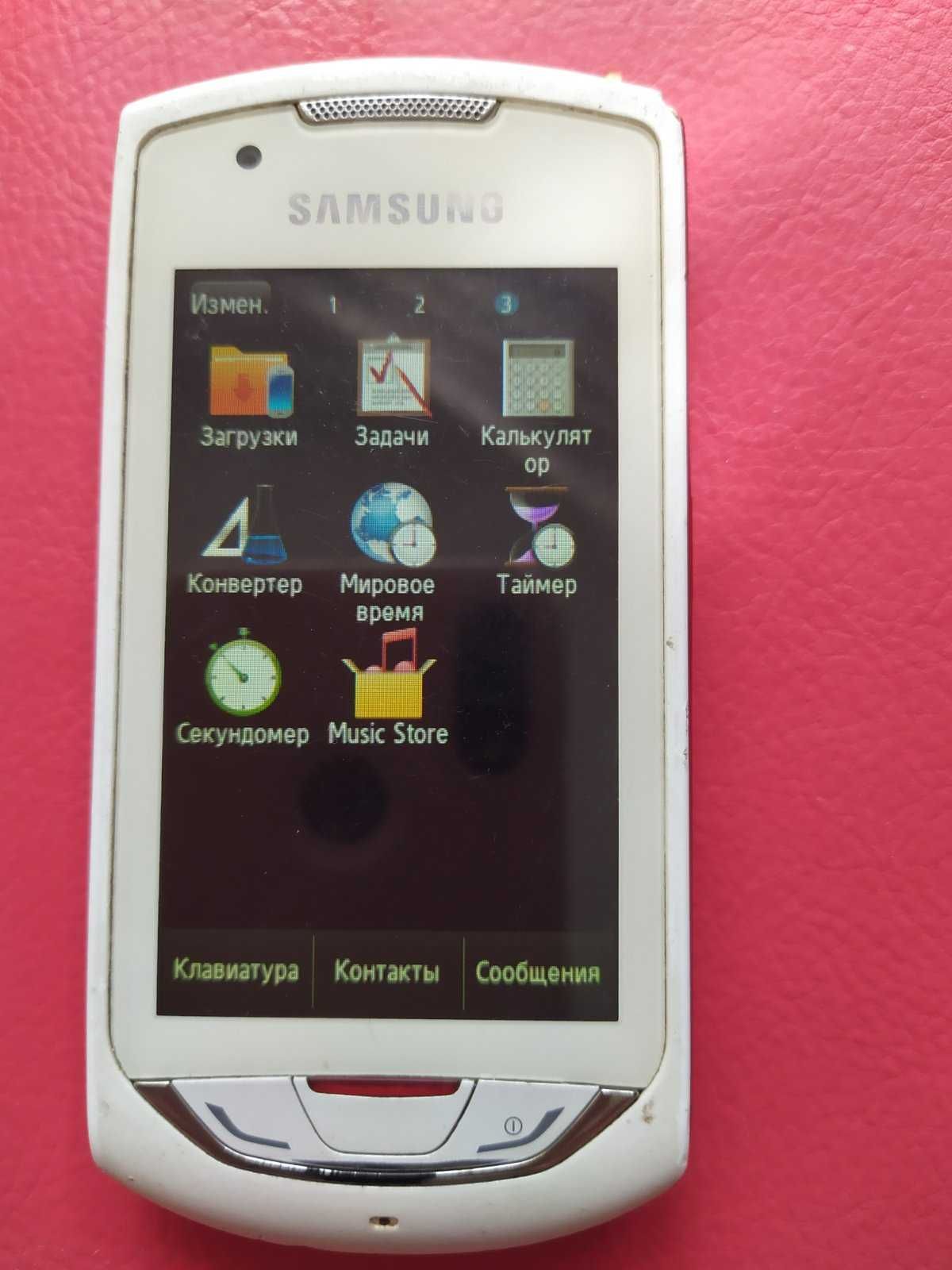 Телефон самсунг GT-S5620 белый на одну сим