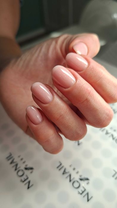 Manicure hybrydowy, przedłużanie paznokci (z możliwością dojazdu)