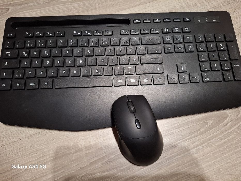 Bezprzewodowe klawiatura i mysz